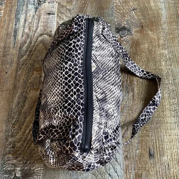 Larry Levine | Hooded SnakeskinPrint A- Line Coat in  a Tote - Picture 10 of 10